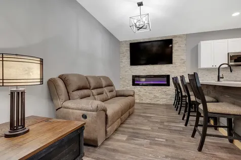 85 Main Street Ludlow VT 05149