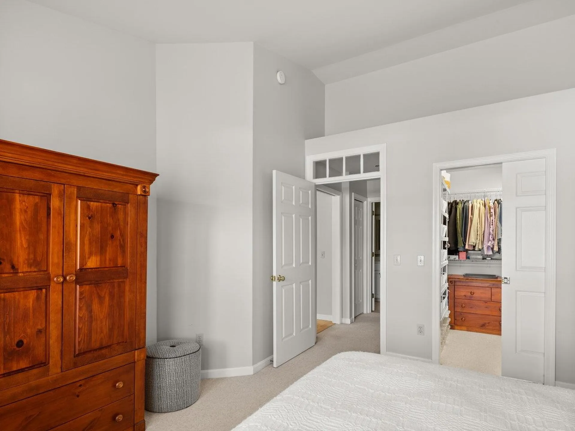 51 Stonington Circle South Burlington VT 05403