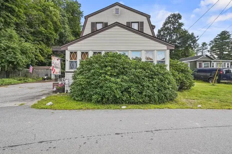 72 Millville Circle Salem NH 03079