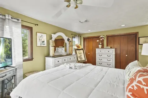 72 Millville Circle Salem NH 03079
