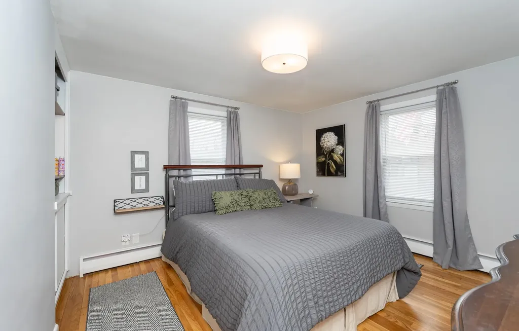 28 Agnes Street Manchester NH 03102