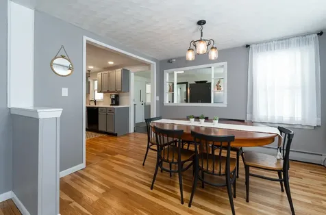 28 Agnes Street Manchester NH 03102