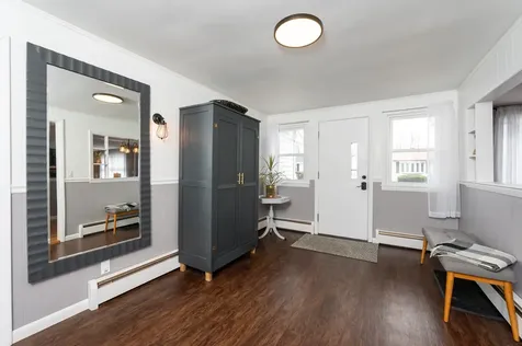 28 Agnes Street Manchester NH 03102