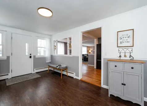 28 Agnes Street Manchester NH 03102