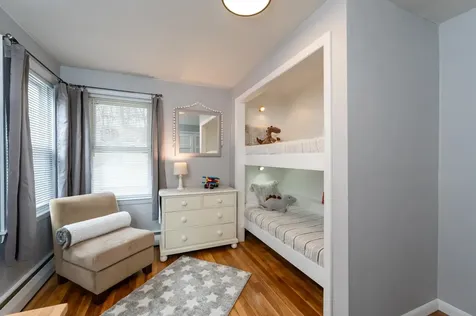 28 Agnes Street Manchester NH 03102