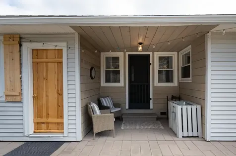 28 Agnes Street Manchester NH 03102