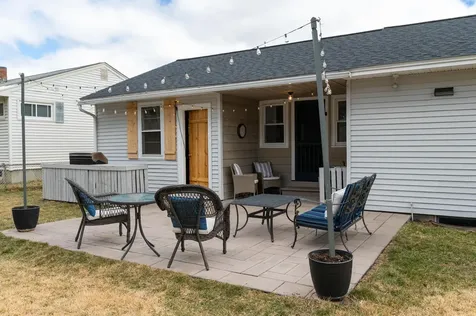 28 Agnes Street Manchester NH 03102