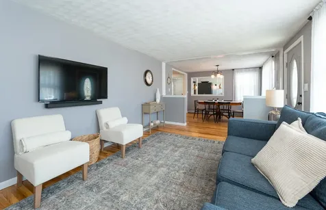 28 Agnes Street Manchester NH 03102