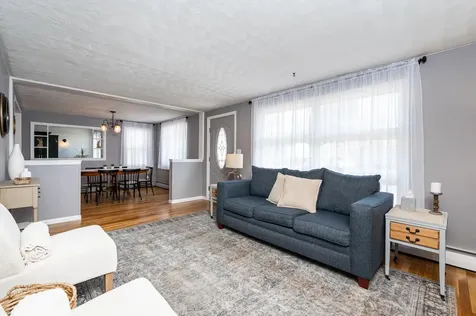 28 Agnes Street Manchester NH 03102