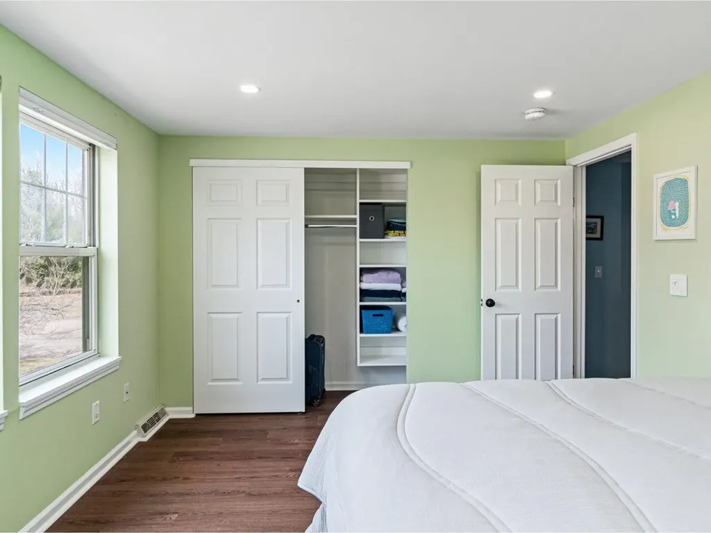22 Robert Frost Circle Colchester VT 05446