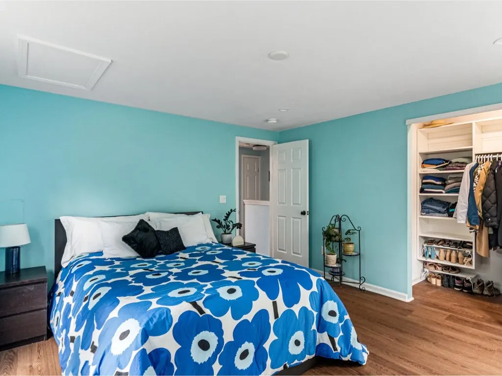 22 Robert Frost Circle Colchester VT 05446