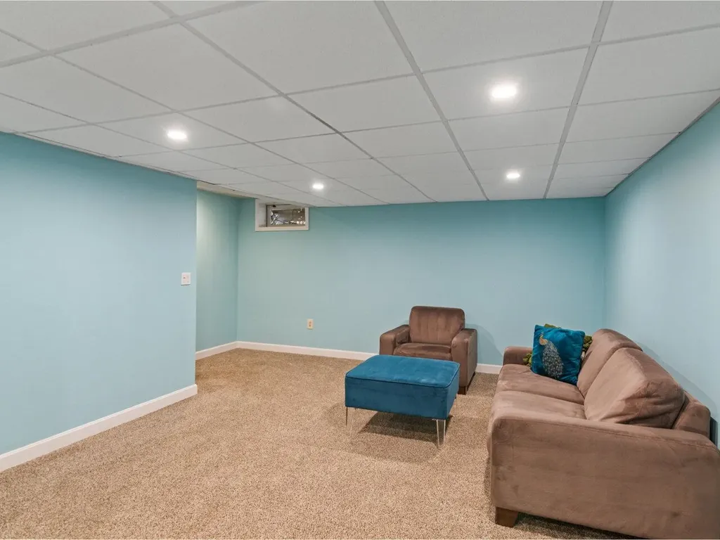 22 Robert Frost Circle Colchester VT 05446