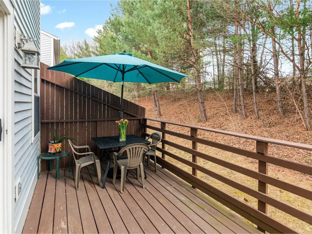 22 Robert Frost Circle Colchester VT 05446