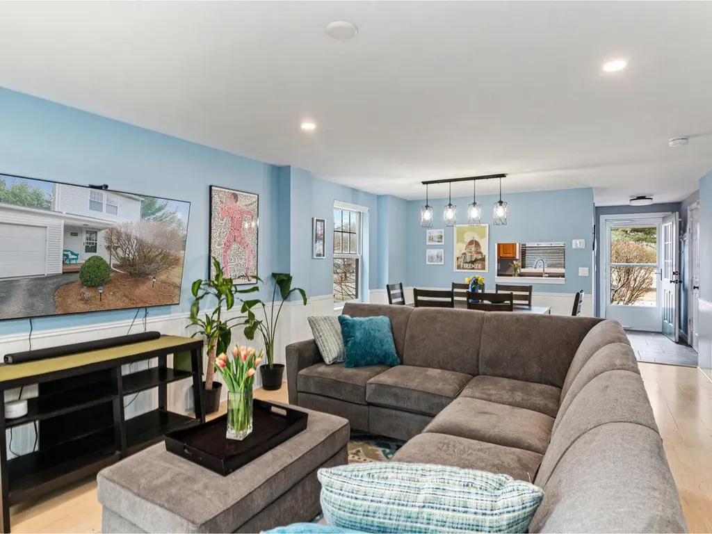 22 Robert Frost Circle Colchester VT 05446