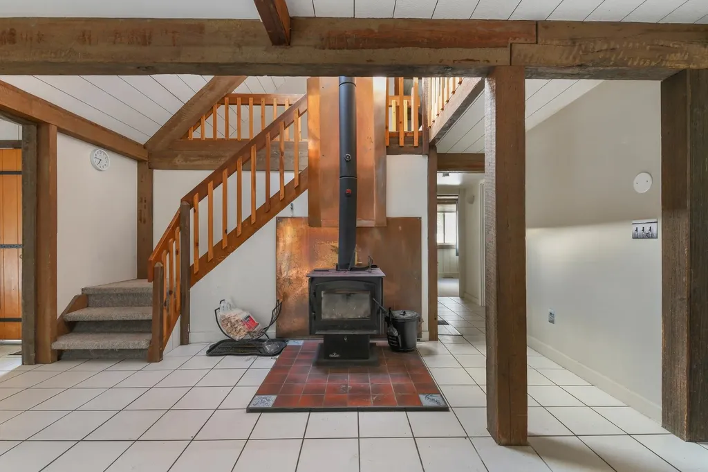 112 Greensward Drive Grantham NH 03753