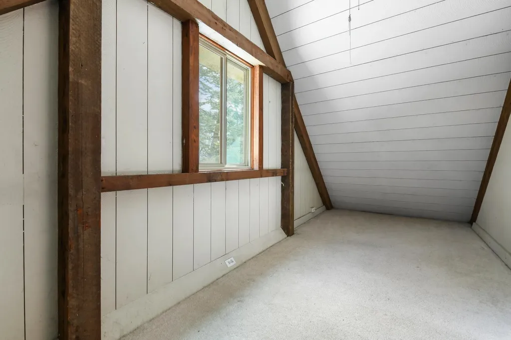 112 Greensward Drive Grantham NH 03753