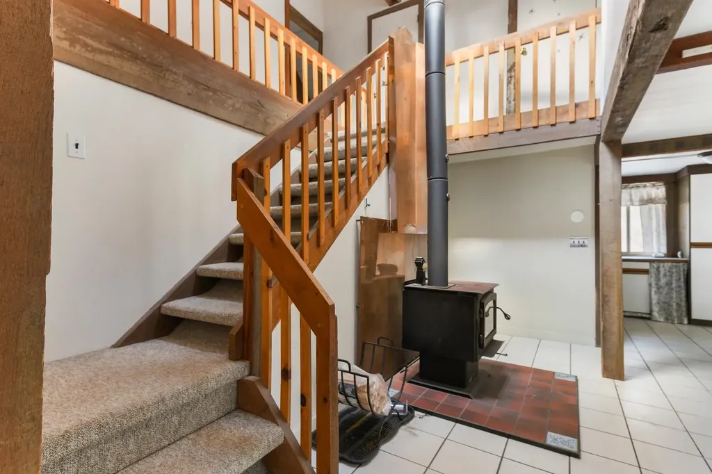 112 Greensward Drive Grantham NH 03753