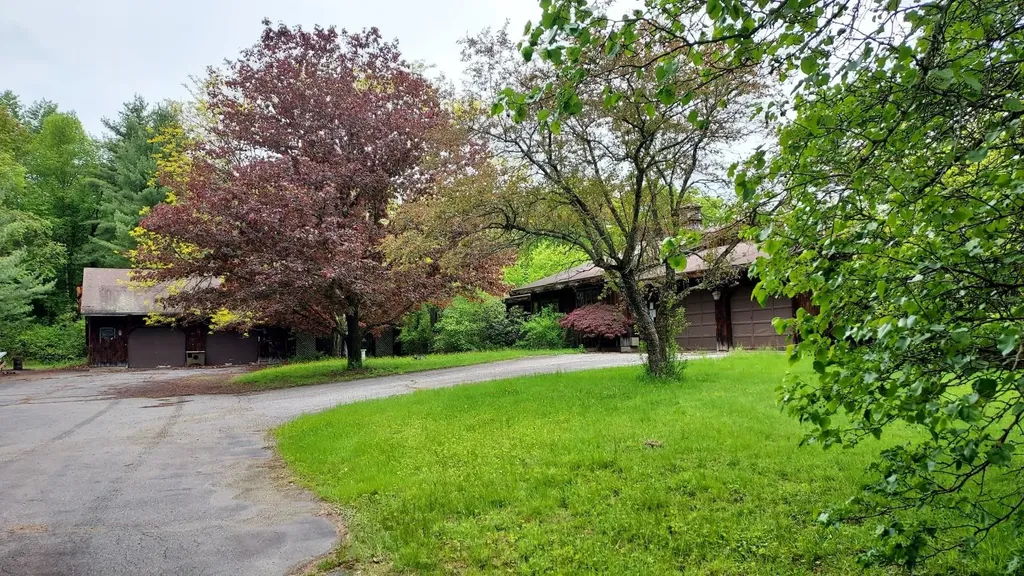 487 River Road Westmoreland NH 03467