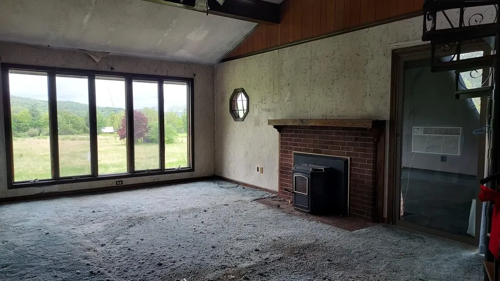 487 River Road Westmoreland NH 03467