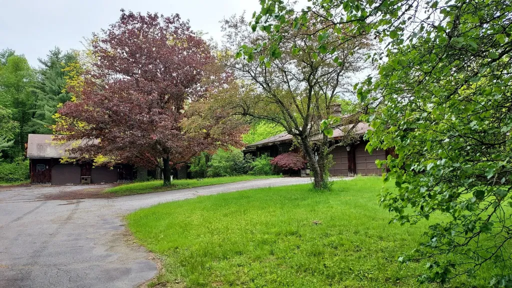 487 River Road Westmoreland NH 03467