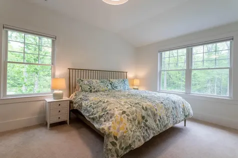 10 Mccarron Drive Hampton NH 03842