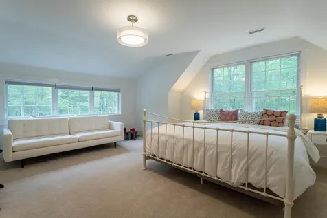 10 Mccarron Drive Hampton NH 03842