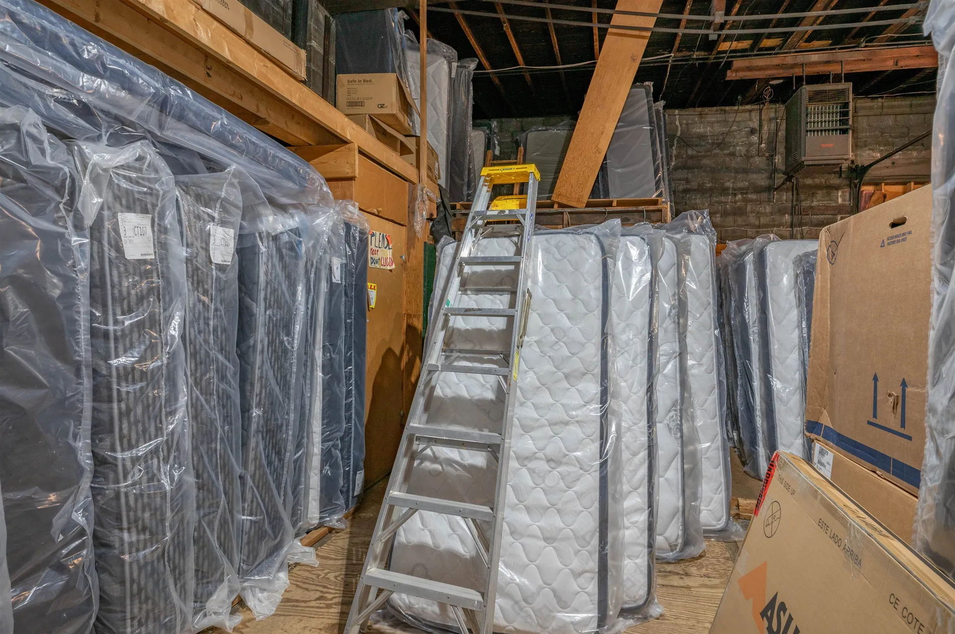 51 1/2 Kinsley Street Nashua NH 03062