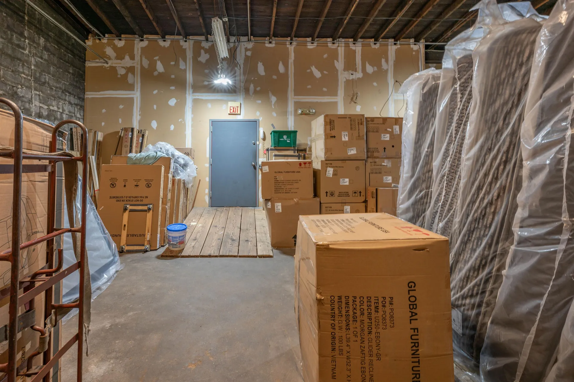 51 1/2 Kinsley Street Nashua NH 03062