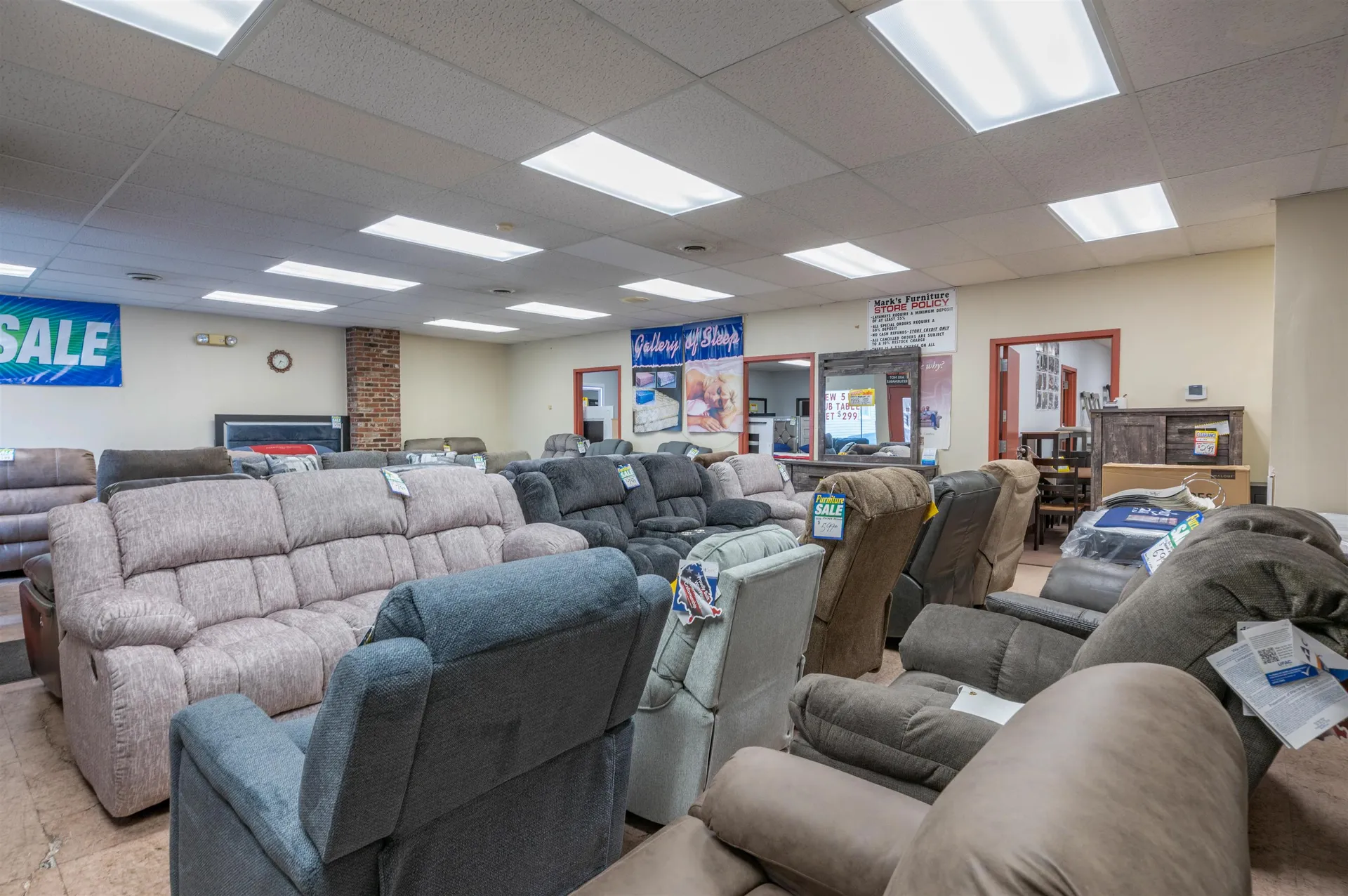 51 1/2 Kinsley Street Nashua NH 03062