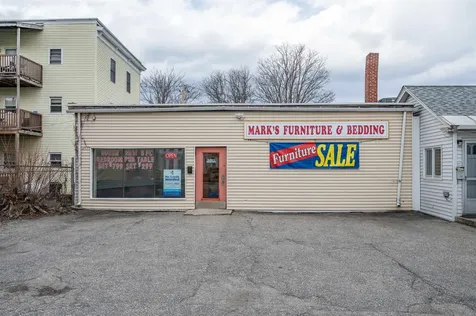 51 1/2 Kinsley Street Nashua NH 03062