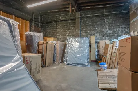 51 1/2 Kinsley Street Nashua NH 03062