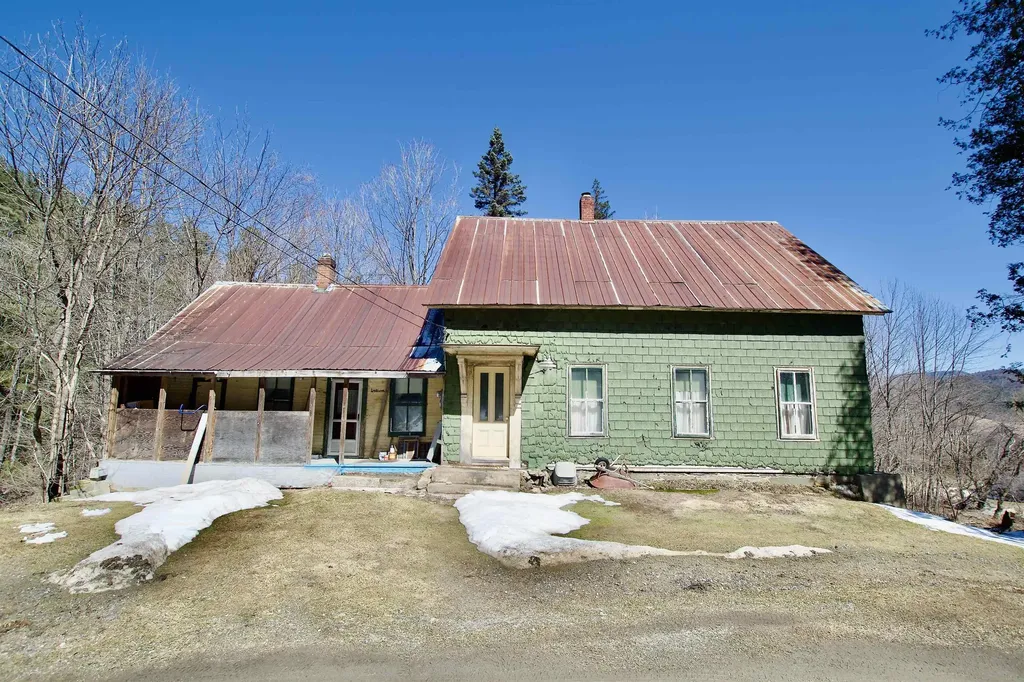 3267 Crossett Hill Road Duxbury VT 05676
