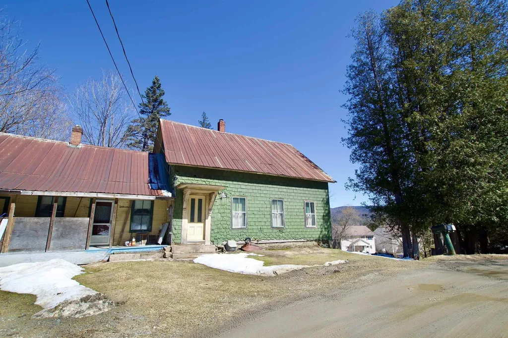 3267 Crossett Hill Road Duxbury VT 05676