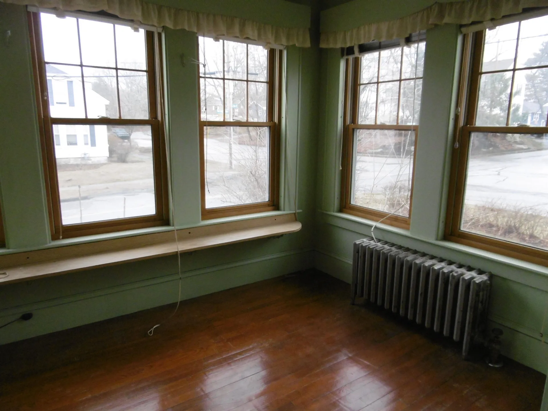 8 Harrington Avenue Manchester NH 03103