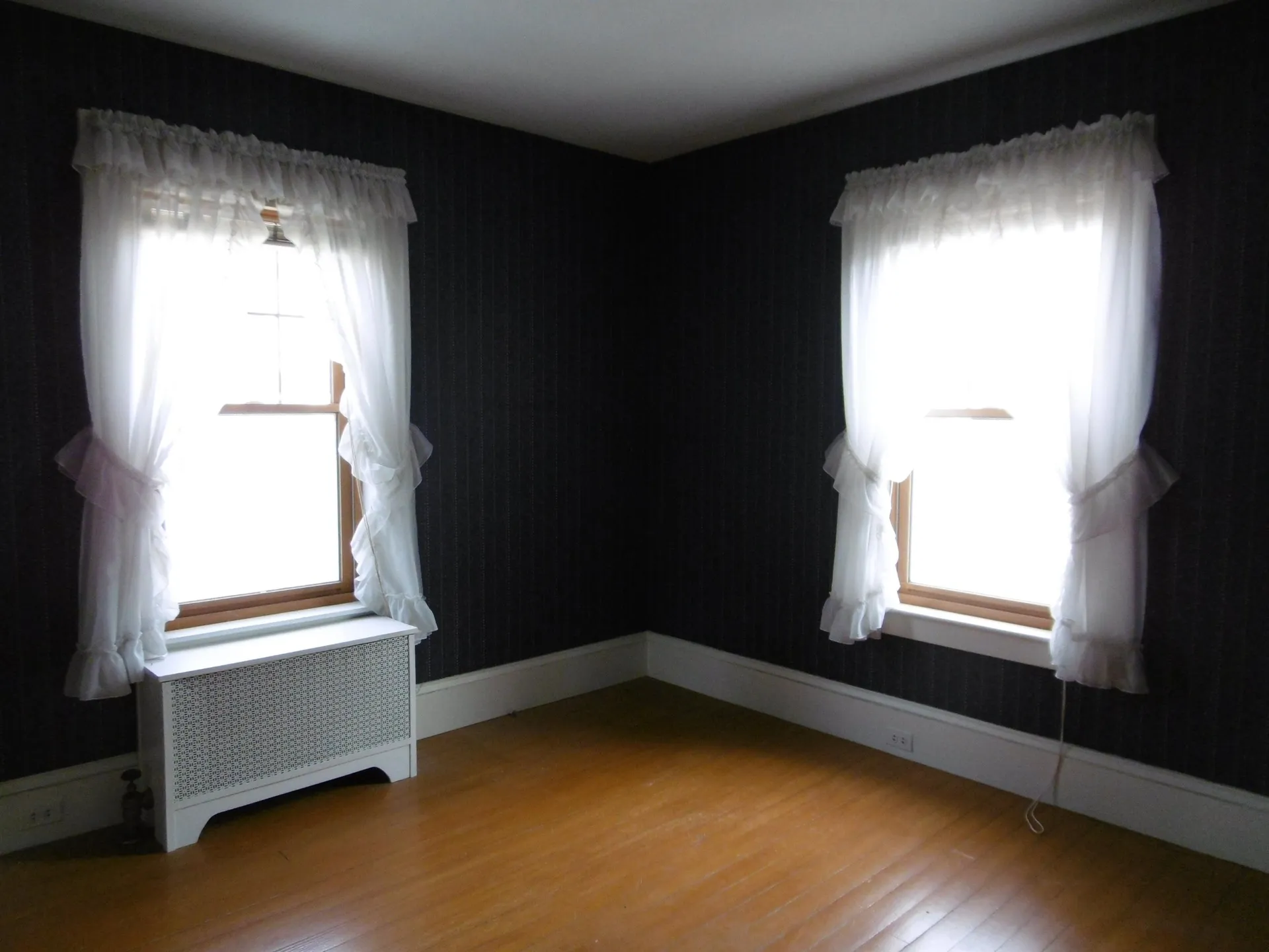 8 Harrington Avenue Manchester NH 03103