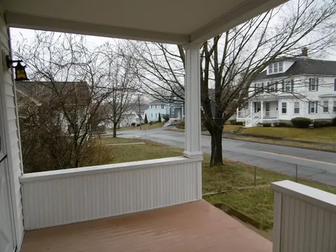 8 Harrington Avenue Manchester NH 03103