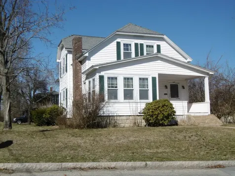 8 Harrington Avenue Manchester NH 03103