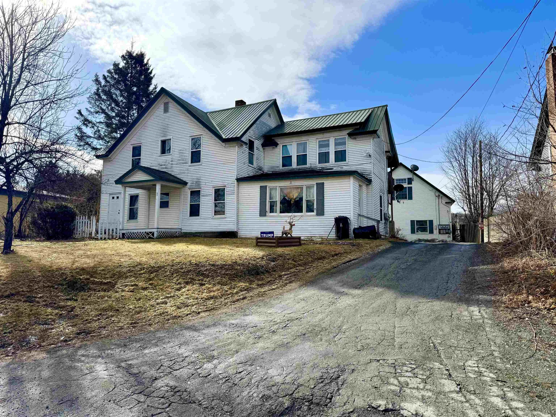 31 & 33 Colby Street Colebrook NH 03576