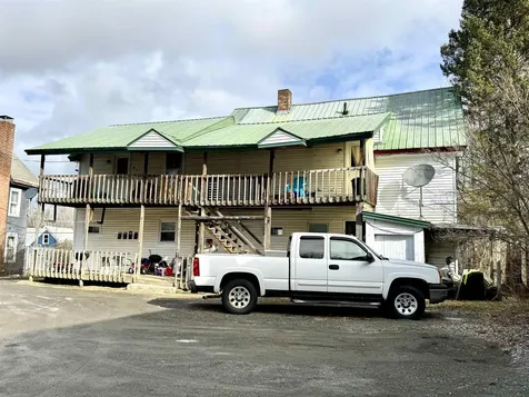 31 & 33 Colby Street Colebrook NH 03576