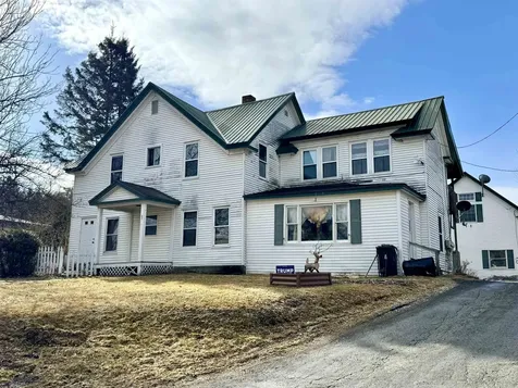 31 & 33 Colby Street Colebrook NH 03576