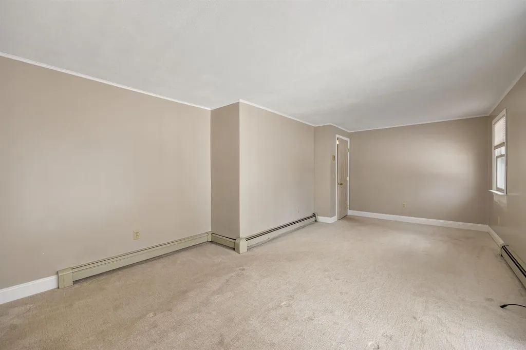 64 Snow Street Concord NH 03303