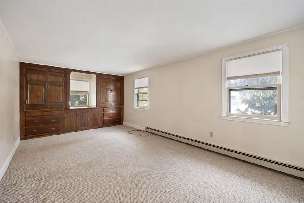 64 Snow Street Concord NH 03303