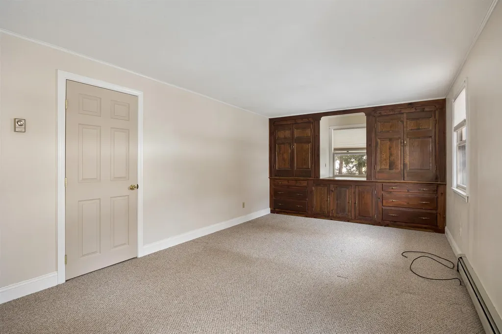 64 Snow Street Concord NH 03303