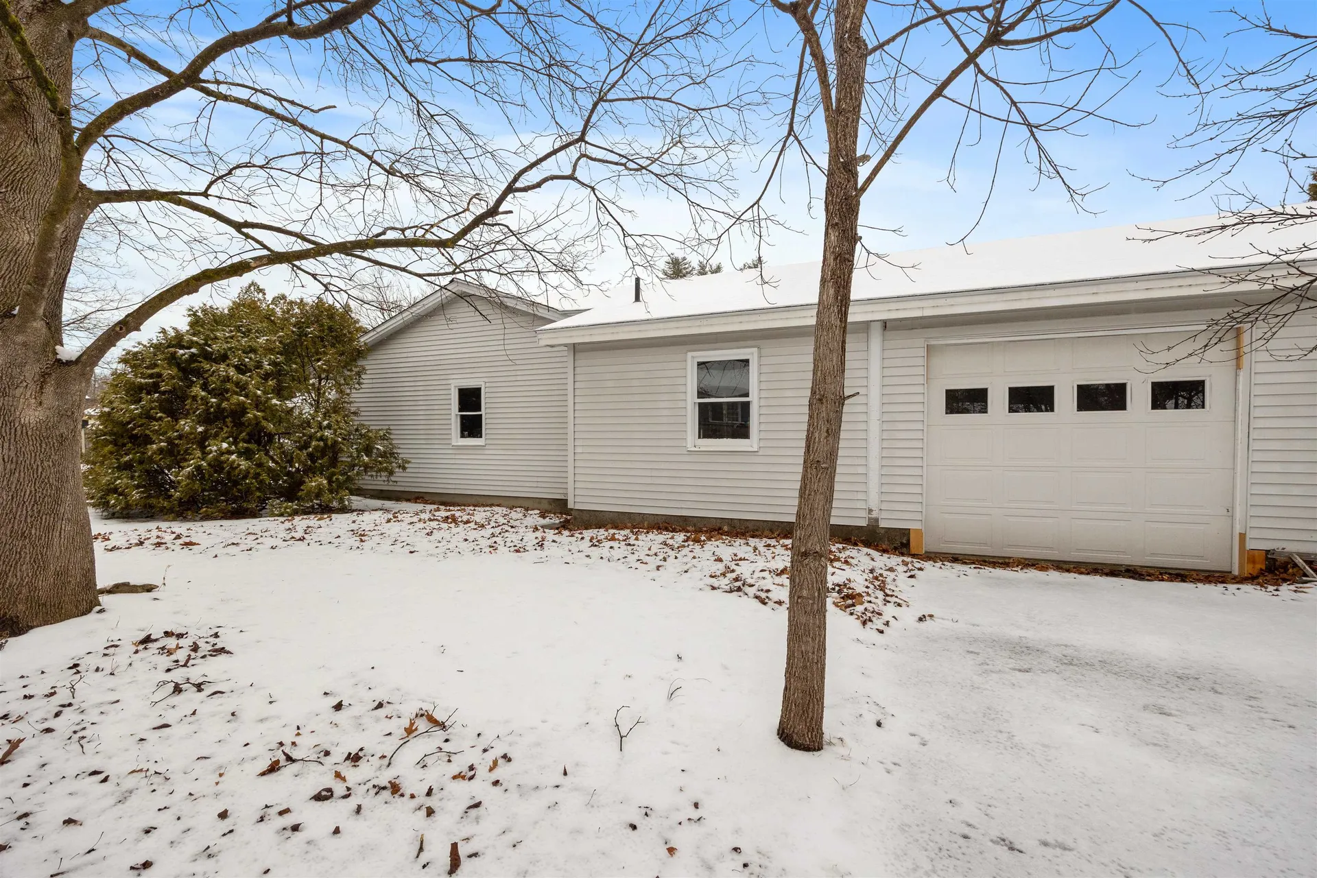 64 Snow Street Concord NH 03303