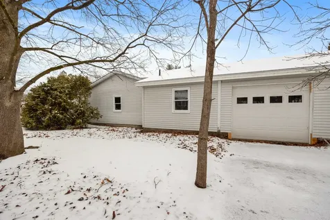64 Snow Street Concord NH 03303