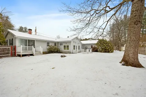 64 Snow Street Concord NH 03303