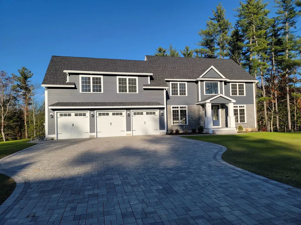 12 Zeland Drive Dover NH 03820