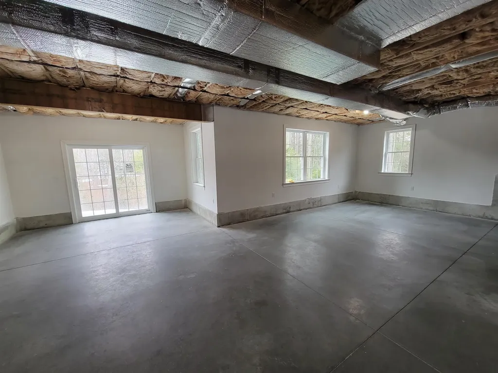 12 Zeland Drive Dover NH 03820