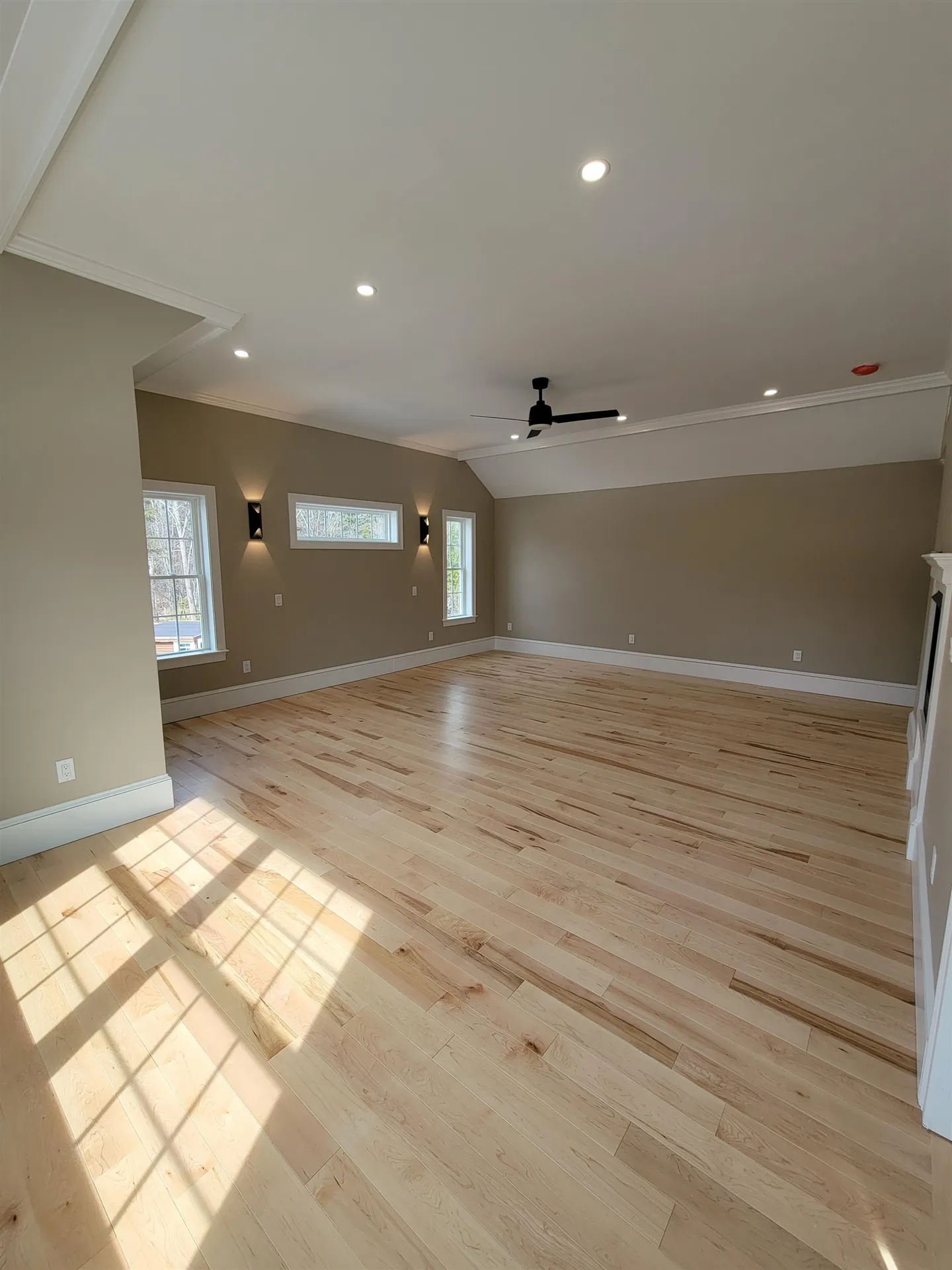 12 Zeland Drive Dover NH 03820