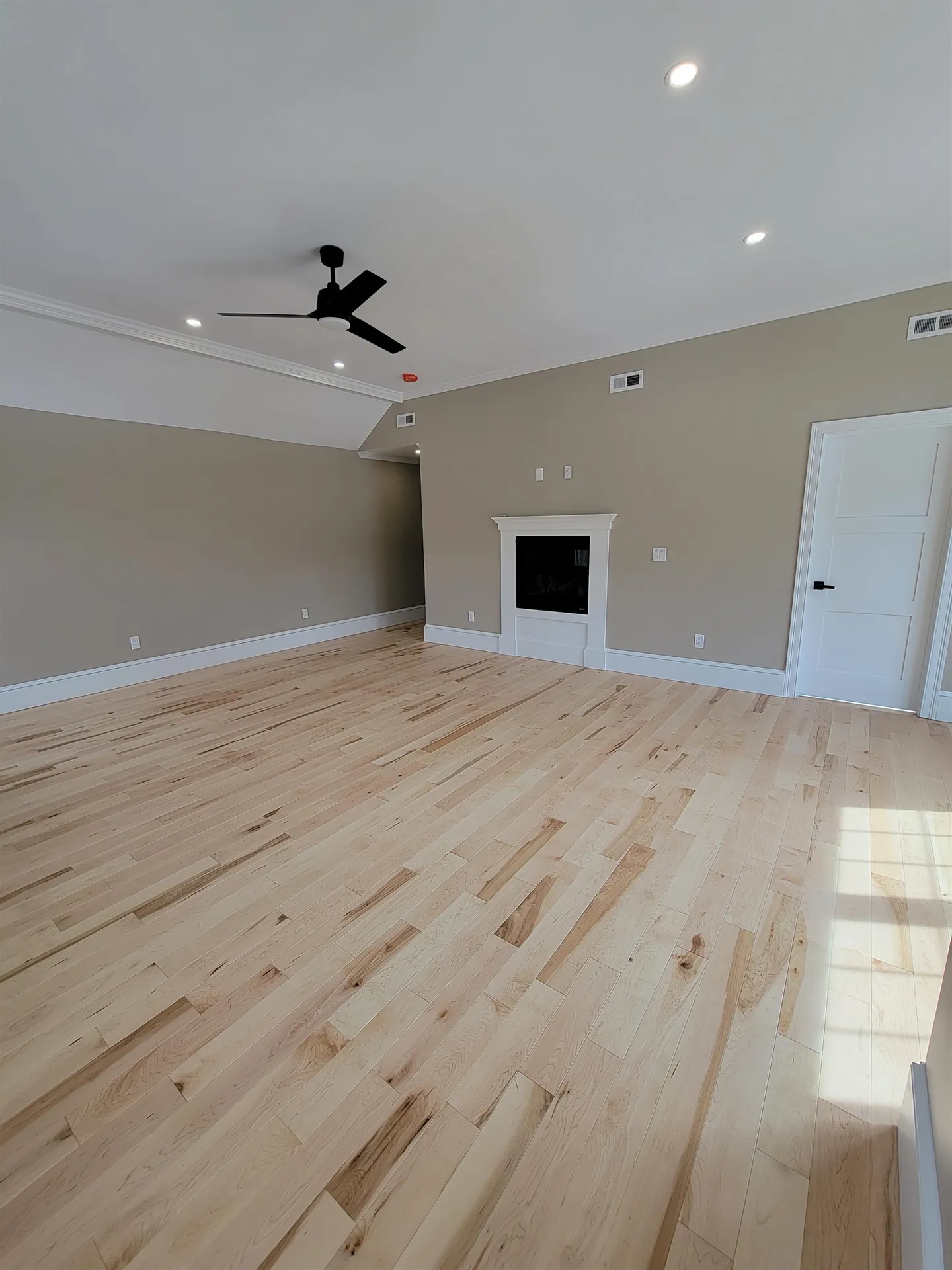 12 Zeland Drive Dover NH 03820